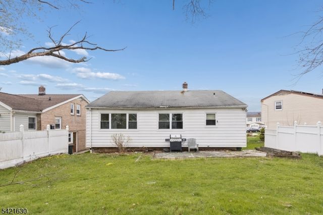 16 Hart Pl, Union Twp., NJ 07083
