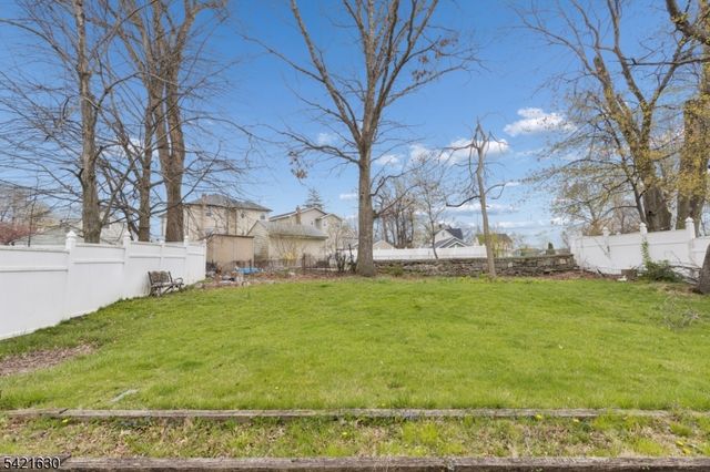 16 Hart Pl, Union Twp., NJ 07083