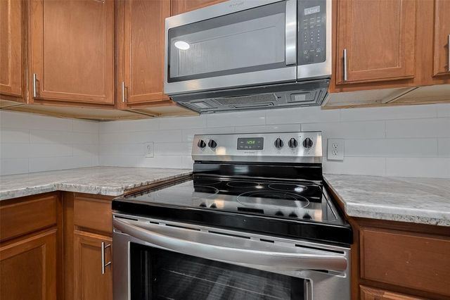 1511 Scharpe Street 4, Houston, TX 77023