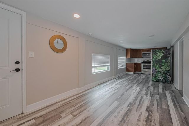 1511 Scharpe Street 4, Houston, TX 77023