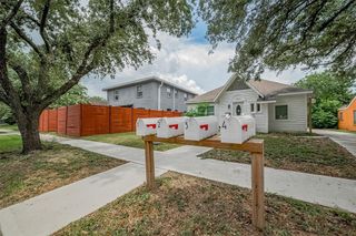 1511 Scharpe Street 4, Houston, TX 77023