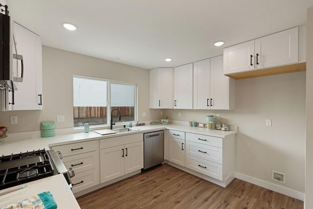 447 N Shasta Ave, Stockton, CA 95205