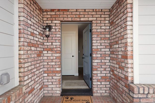 447 N Shasta Ave, Stockton, CA 95205