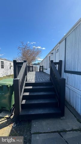 12 SUSAN ST, Stafford, VA 22556