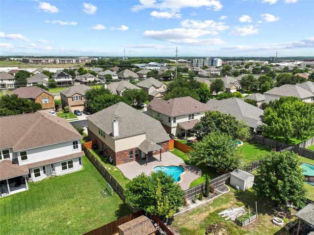 117 Emory Fields DR, Hutto, TX 78634