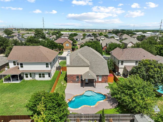 117 Emory Fields DR, Hutto, TX 78634
