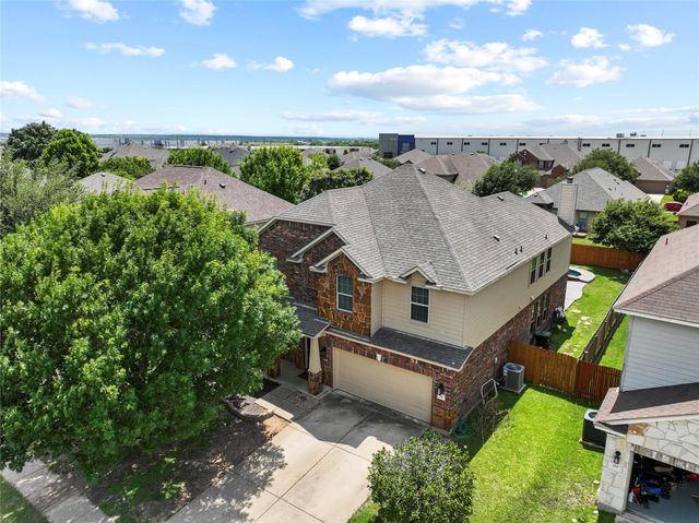 117 Emory Fields DR, Hutto, TX 78634