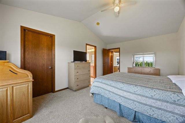 2211 Agate Street, Marion, IA 52302