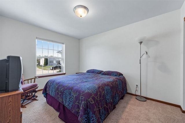 2211 Agate Street, Marion, IA 52302