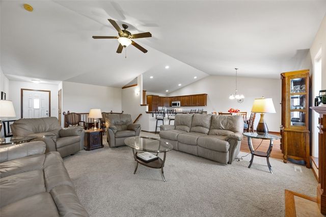 2211 Agate Street, Marion, IA 52302