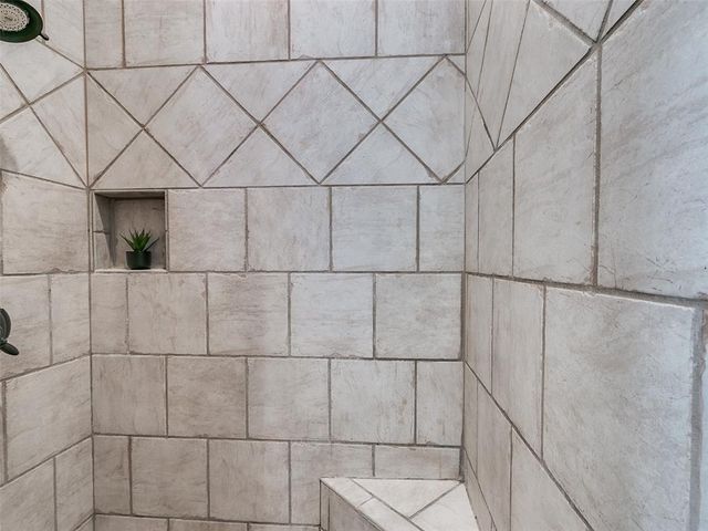 4208 Olde Copper Creek, Moore, OK 73160