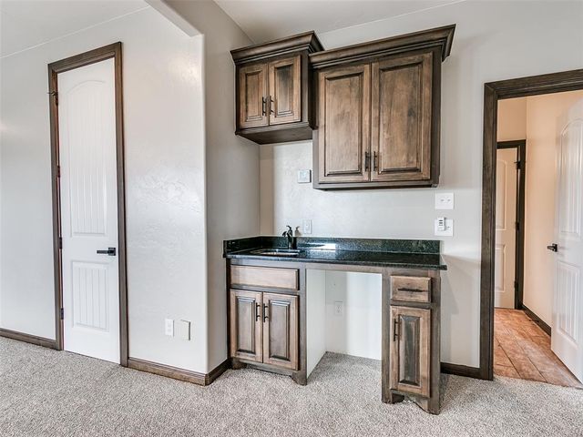 4208 Olde Copper Creek, Moore, OK 73160