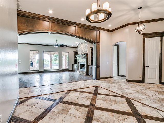 4208 Olde Copper Creek, Moore, OK 73160