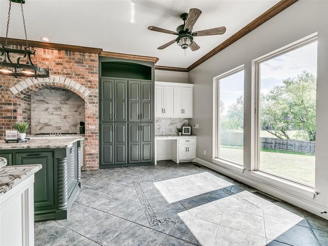 4208 Olde Copper Creek, Moore, OK 73160