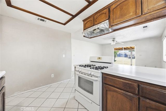 709 Crane Street, Bakersfield, CA 93306