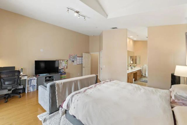 535 F Avenue 4, Coronado, CA 92118