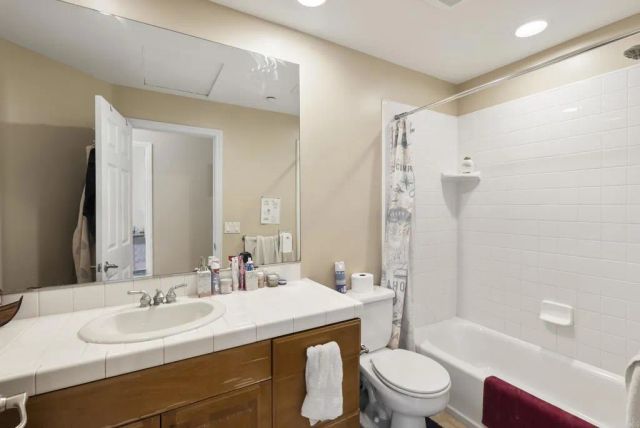 535 F Avenue 4, Coronado, CA 92118