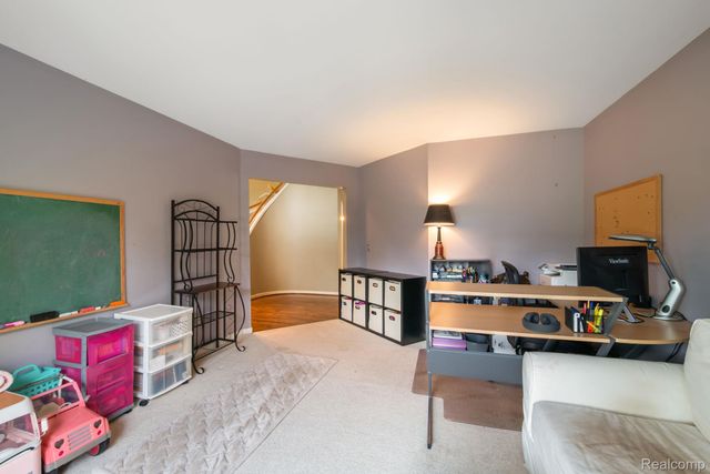 7367 Village Square Drive, West Bloomfield Charter Township, MI 48322
