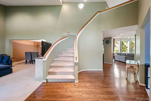 7367 Village Square Drive, West Bloomfield Charter Township, MI 48322