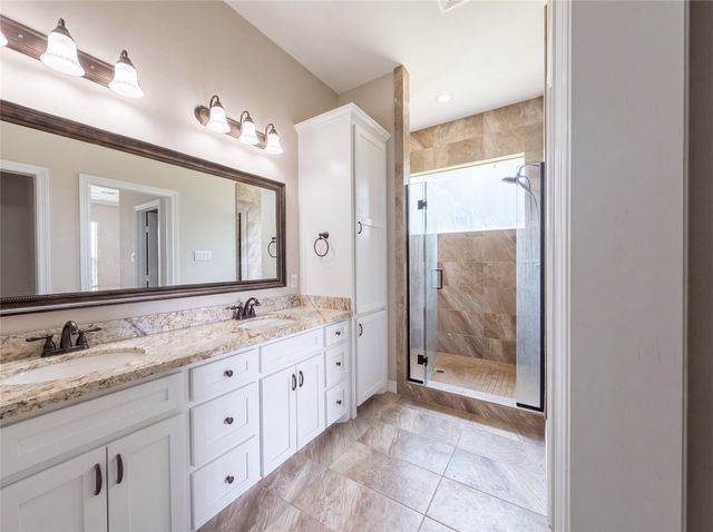 8580 Cedar Creek Lane, Greenville, TX 75402