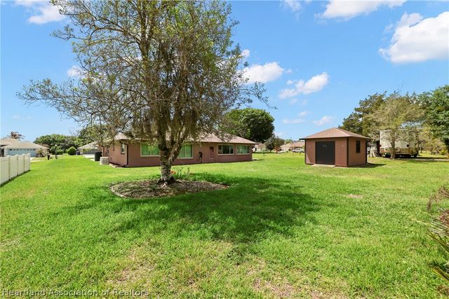 6 Corkwood Avenue, Lake Placid, FL 33852