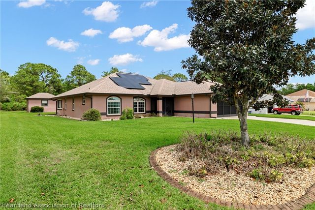 6 Corkwood Avenue, Lake Placid, FL 33852