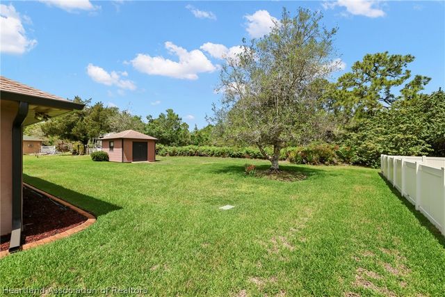 6 Corkwood Avenue, Lake Placid, FL 33852