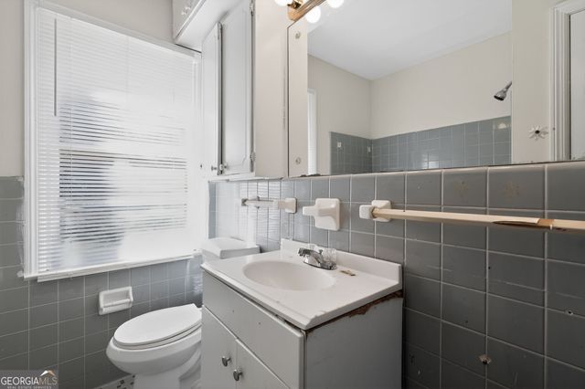 2712 Amelia Avenue, Decatur, GA 30032