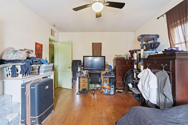 329 KINGSTON STREET S, St Petersburg, FL 33711