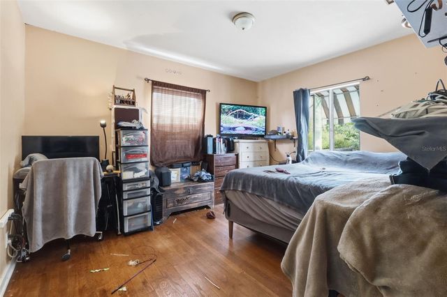 329 KINGSTON STREET S, St Petersburg, FL 33711