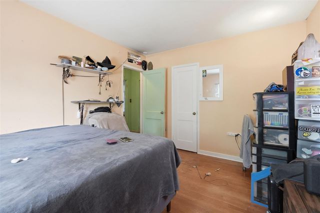 329 KINGSTON STREET S, St Petersburg, FL 33711