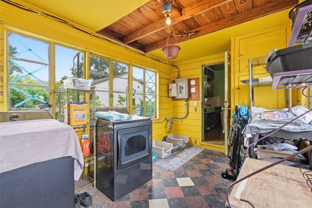 329 KINGSTON STREET S, St Petersburg, FL 33711