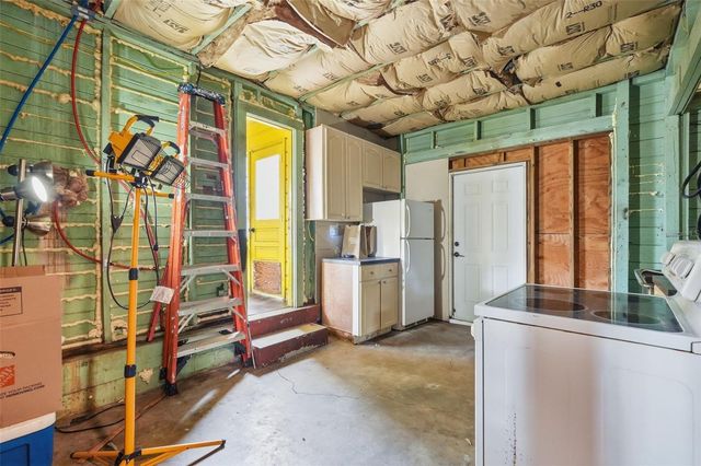 329 KINGSTON STREET S, St Petersburg, FL 33711