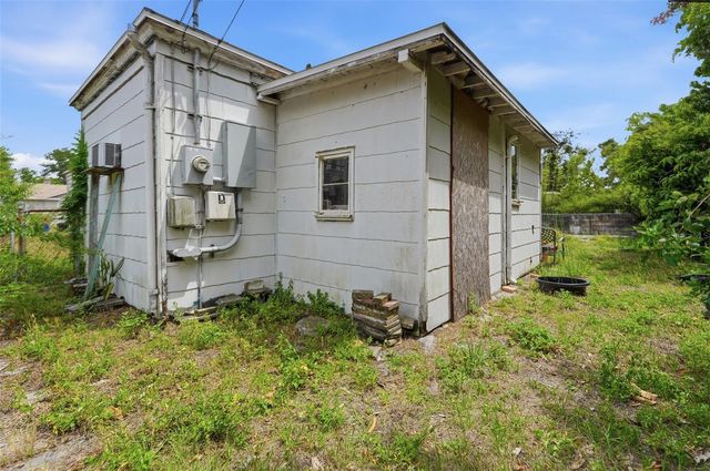 329 KINGSTON STREET S, St Petersburg, FL 33711