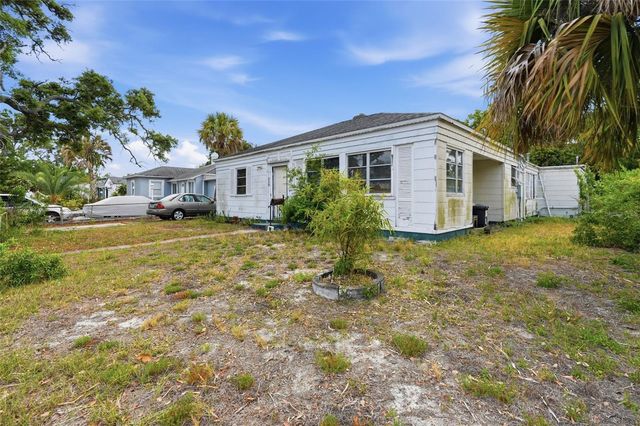 329 KINGSTON STREET S, St Petersburg, FL 33711