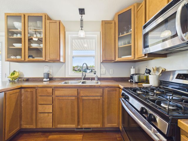 12668 314th Street, Lindstrom, MN 55045