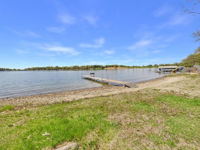 12668 314th Street, Lindstrom, MN 55045