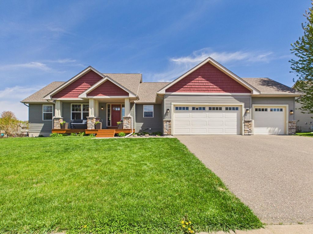 12668 314th Street, Lindstrom, MN 55045