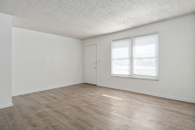 2856 Vanderberg Avenue, Columbus, OH 43204