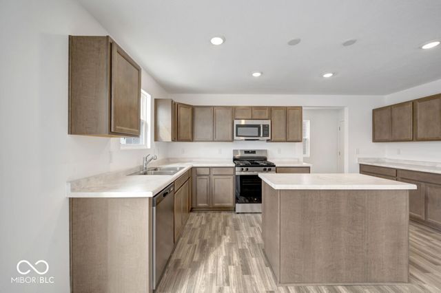 3942 Teakmill Trail, Indianapolis, IN 46239