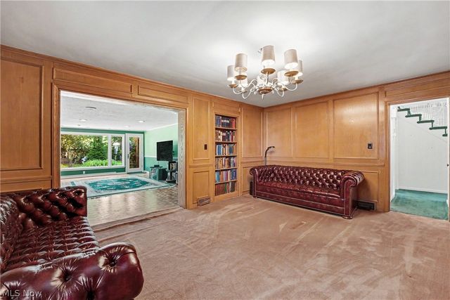 19909 Malvern Road, Shaker Heights, OH 44122
