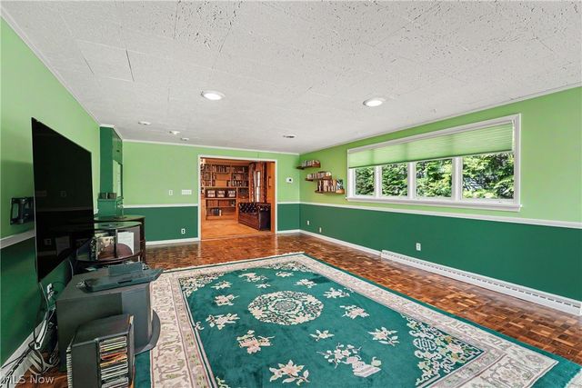 19909 Malvern Road, Shaker Heights, OH 44122