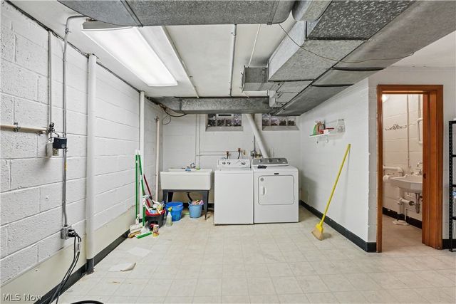 19909 Malvern Road, Shaker Heights, OH 44122