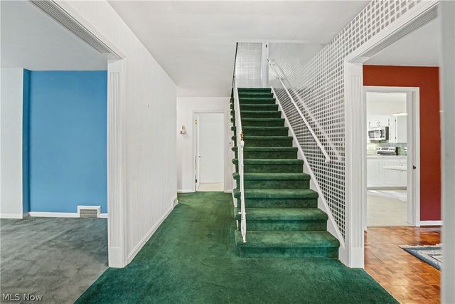 19909 Malvern Road, Shaker Heights, OH 44122