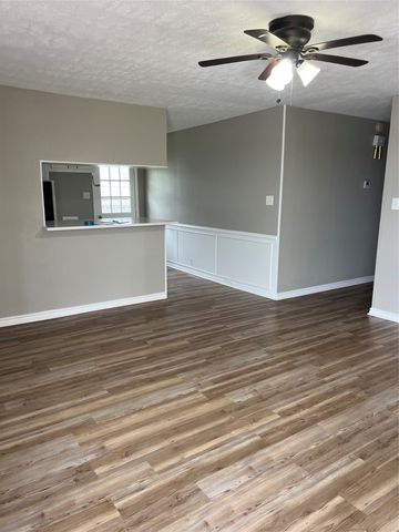 324 W Young Street, Howe, TX 75459