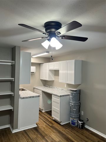 324 W Young Street, Howe, TX 75459