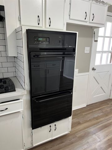 324 W Young Street, Howe, TX 75459