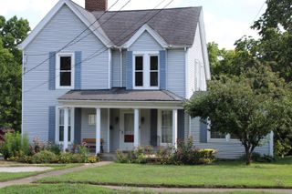 126 Broadway Street, Versailles, KY 40383