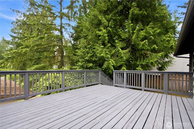 1608 151st Avenue SE, Bellevue, WA 98007