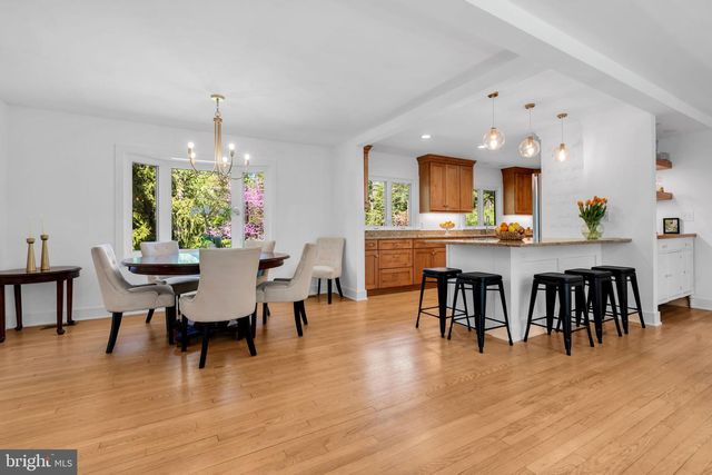 26 HERRONTOWN CIR, Princeton, NJ 08540